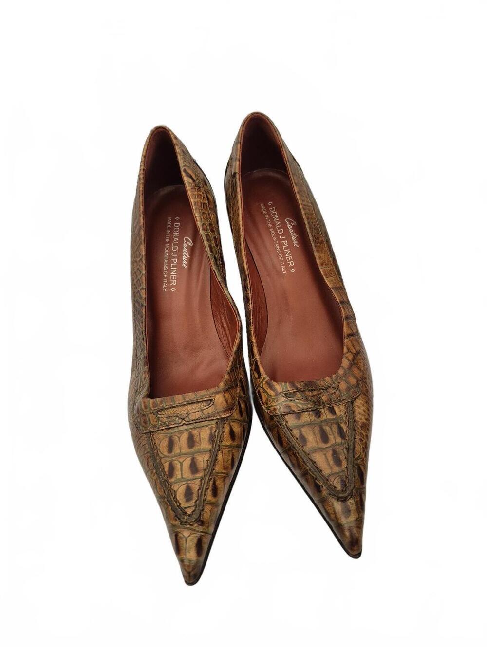 Donald J. Pliner Couture Pointed-Toe Pumps 3in Heel In A Brown Croc-Embossed Lea
